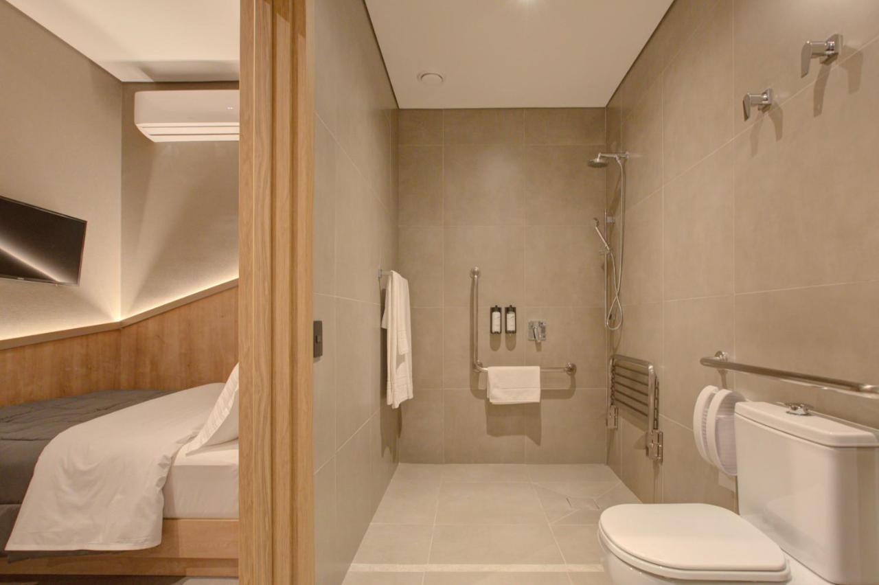Fast Sleep Suites By Slaviero Hoteis - Hotel Dentro Do Aeroporto De Guarulhos - Terminal 2 - Desembarque Oeste מראה חיצוני תמונה